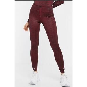 Nike Paython Ankle Leggings Red Burgundy Sneak Print Front Zipper Women’s Sz 1X